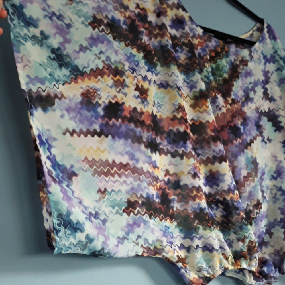 Multicolored pattern blouse - Picture 6 of 6